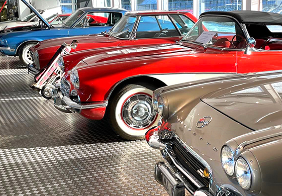 Bilar till salu hos von Braun Sportscar